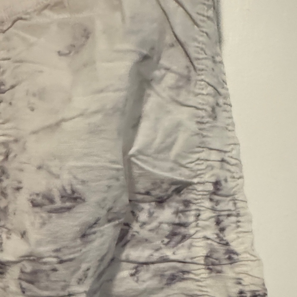 Chic Tie-Dye Mini Skirt in Black and White - Picture 4 of 5